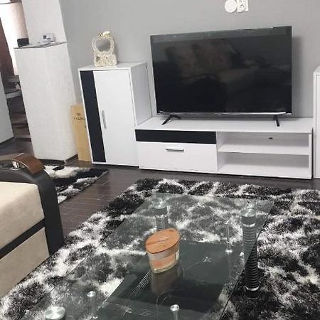 Jas Apartament Apartment Lupeni  Екстериор снимка